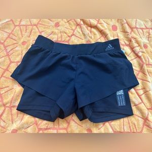 🖤Black adidas running shorts 🖤